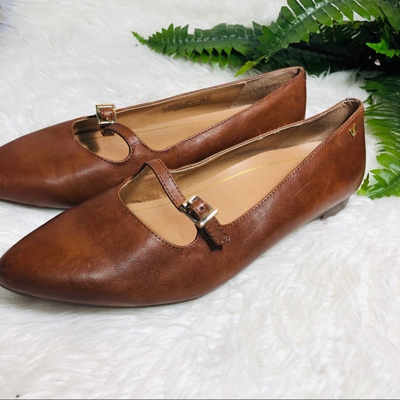 Vionic Shoes Vionic Brown Mary Jane Flats Size 85 Poshmark